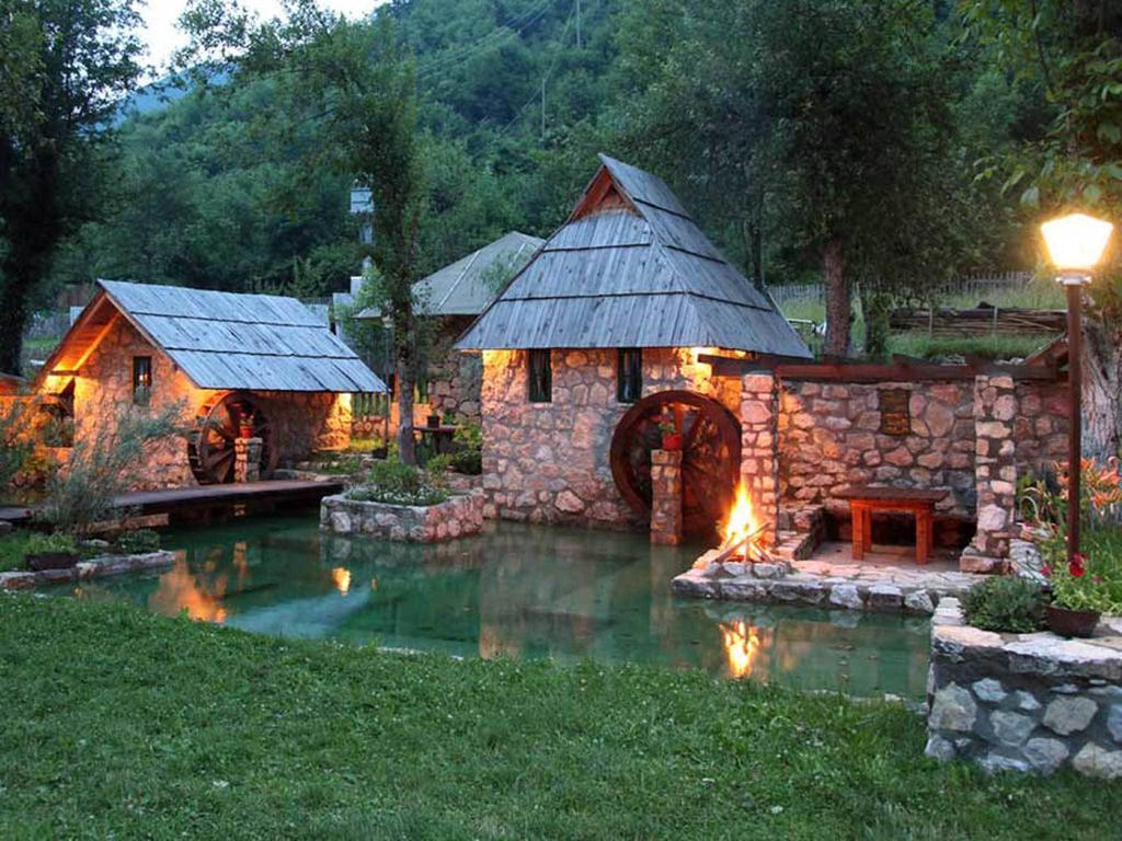 Rafting Camp Tara Center Tri Vodenice Bastasi ห้อง รูปภาพ